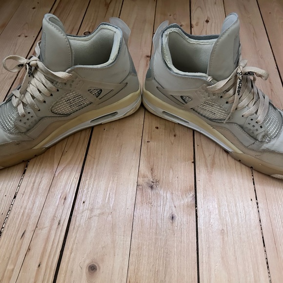 Off-White x women’s Air Jordan 4 SP ‘sail’ main image 15